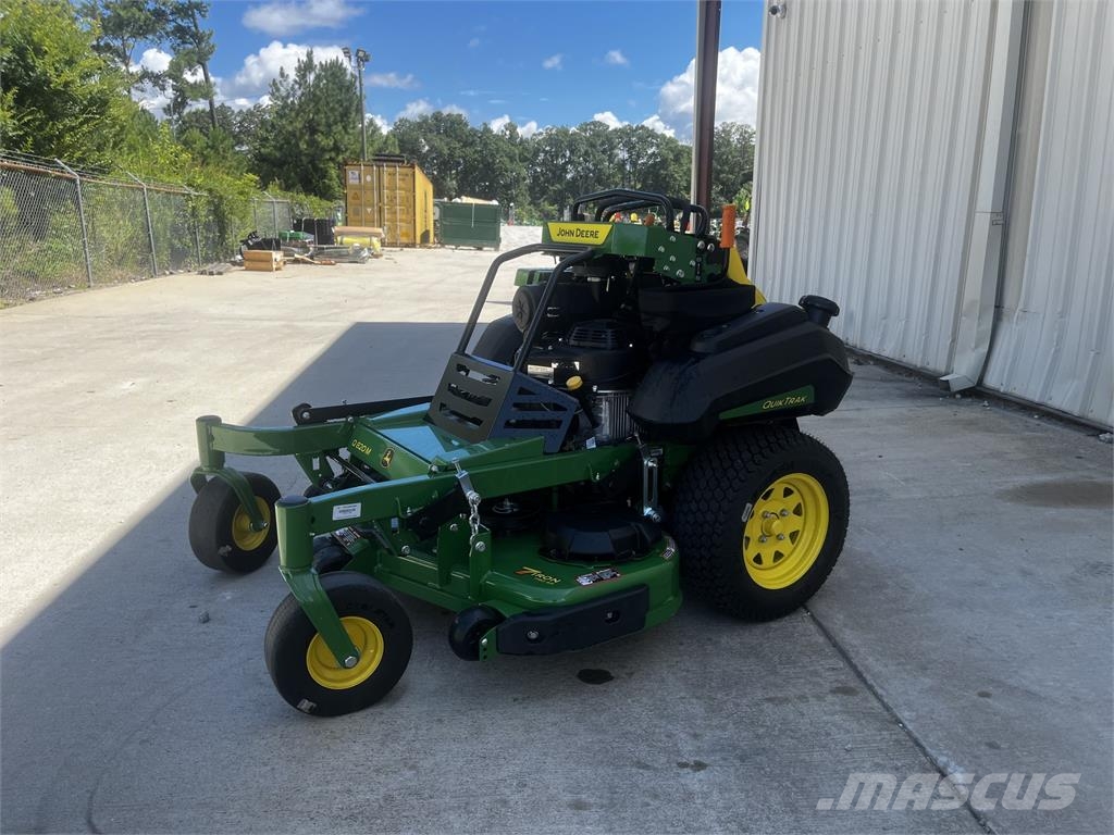 John Deere Q820M Χορτοκοπτικά με καθιστό χειριστή