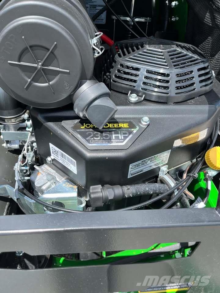 John Deere Q820M Sodo traktoriukai-vejapjovės