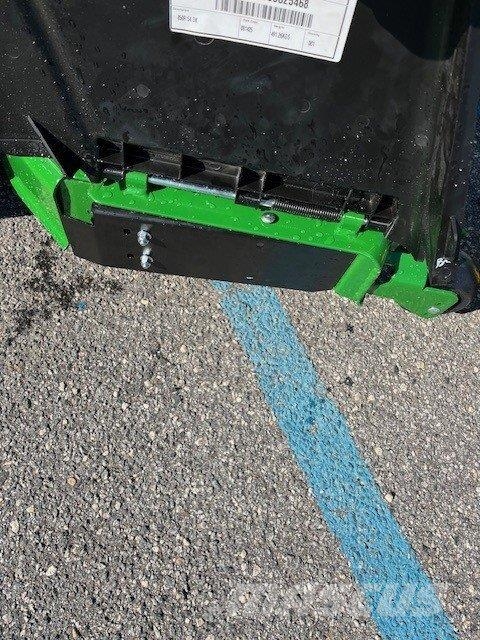 John Deere Q850R Tondeuses montées