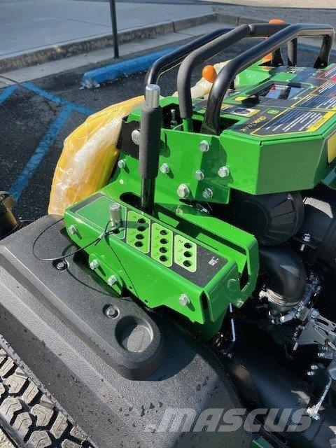 John Deere Q850R Tondeuses montées