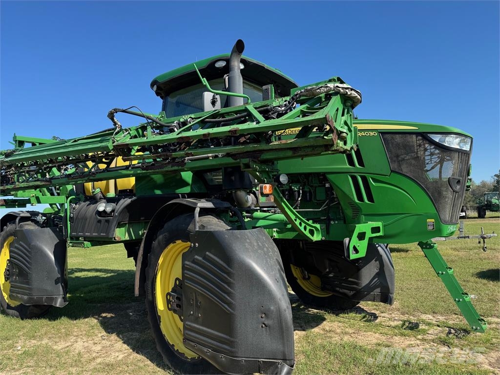 John Deere R4030, Dixie, Georgia, A.B.D. - trailed sprayers