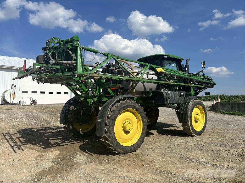 John Deere R4030 Vontatott trágyaszórók