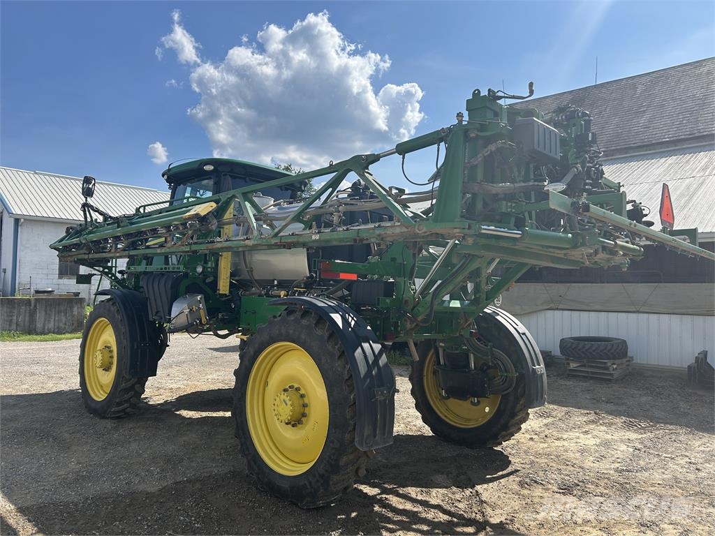 John Deere R4030 Vontatott trágyaszórók