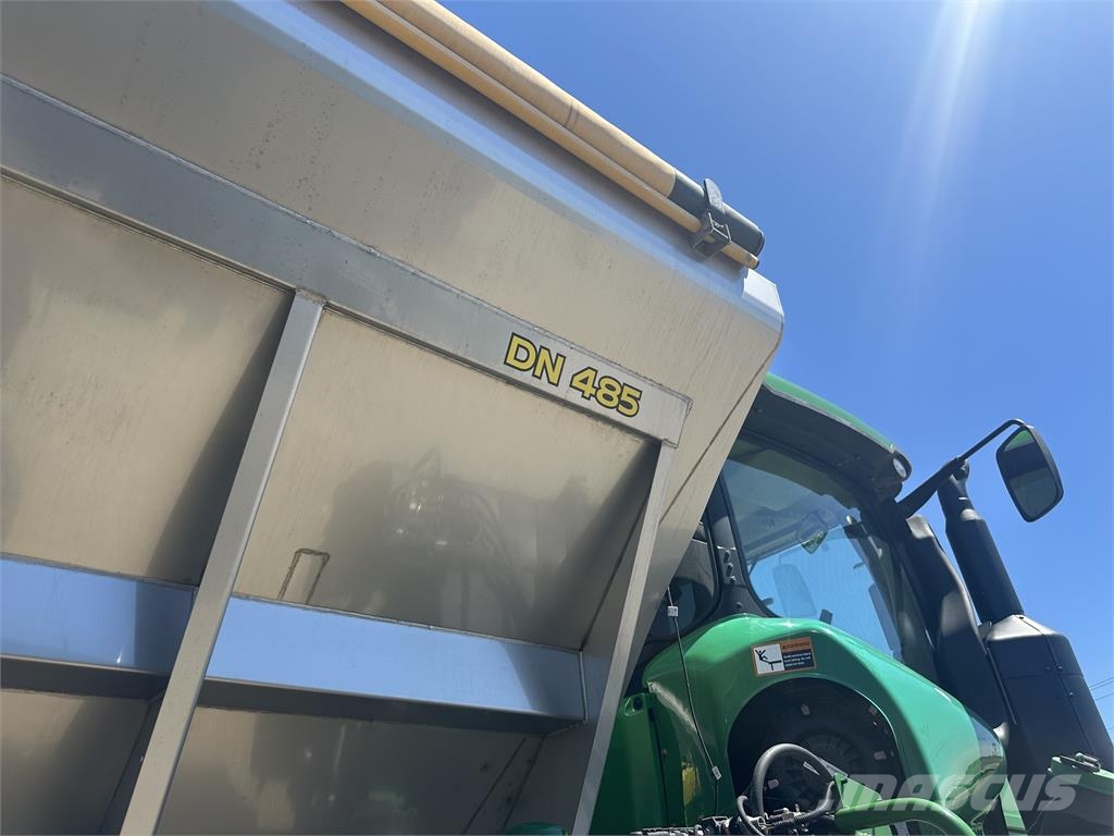 John Deere R4045 Haagispritsid