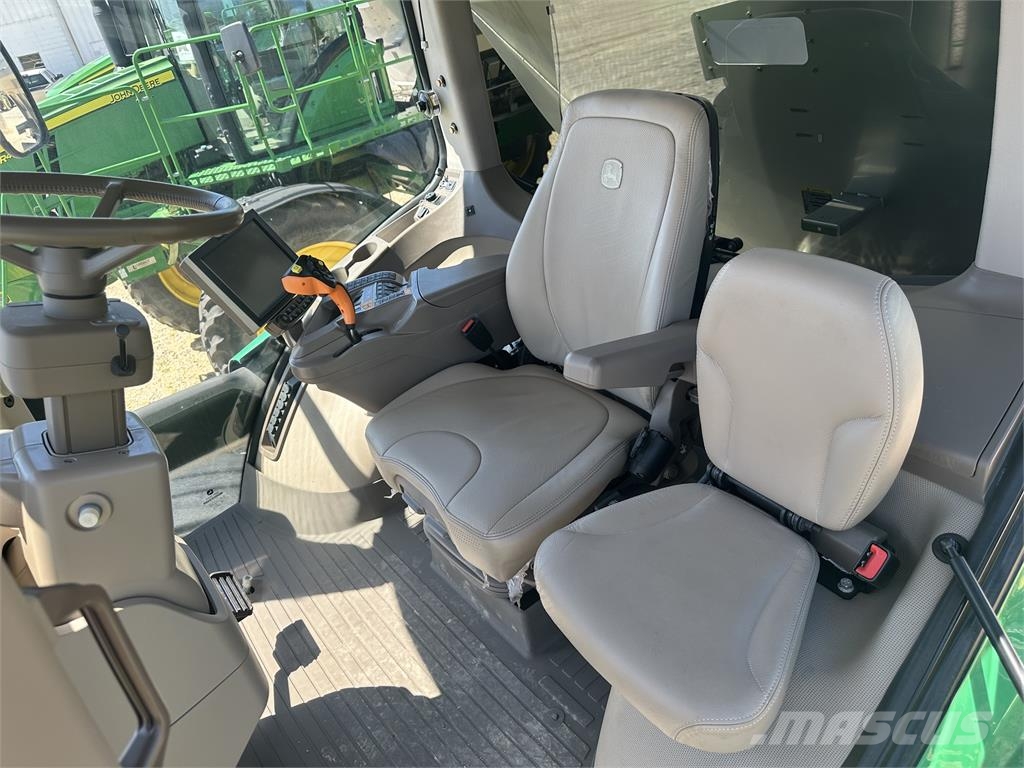 John Deere R4045 Haagispritsid