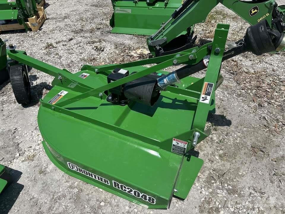John Deere RC2048 Debalotare, taiere, impachetare