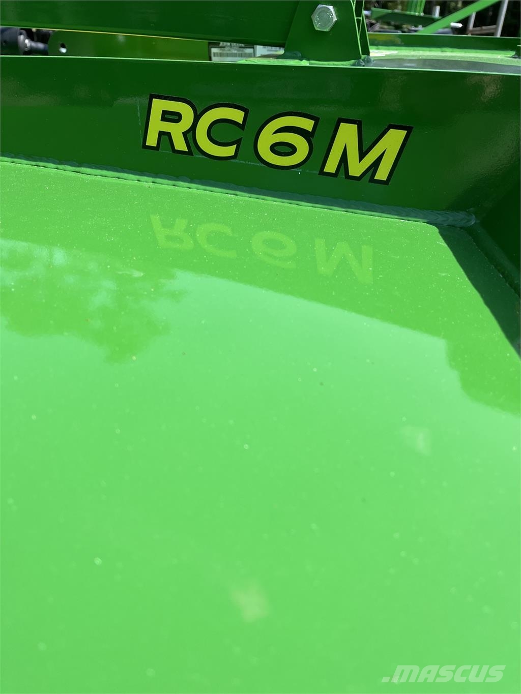 John Deere RC6M آلات تمزيق الحزم وتقطيعها ونشرها