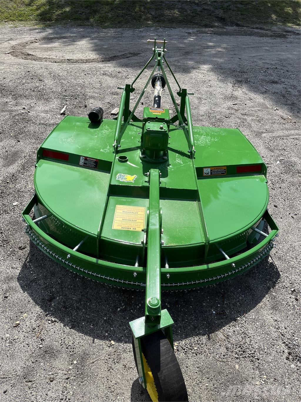 John Deere RC6M آلات تمزيق الحزم وتقطيعها ونشرها