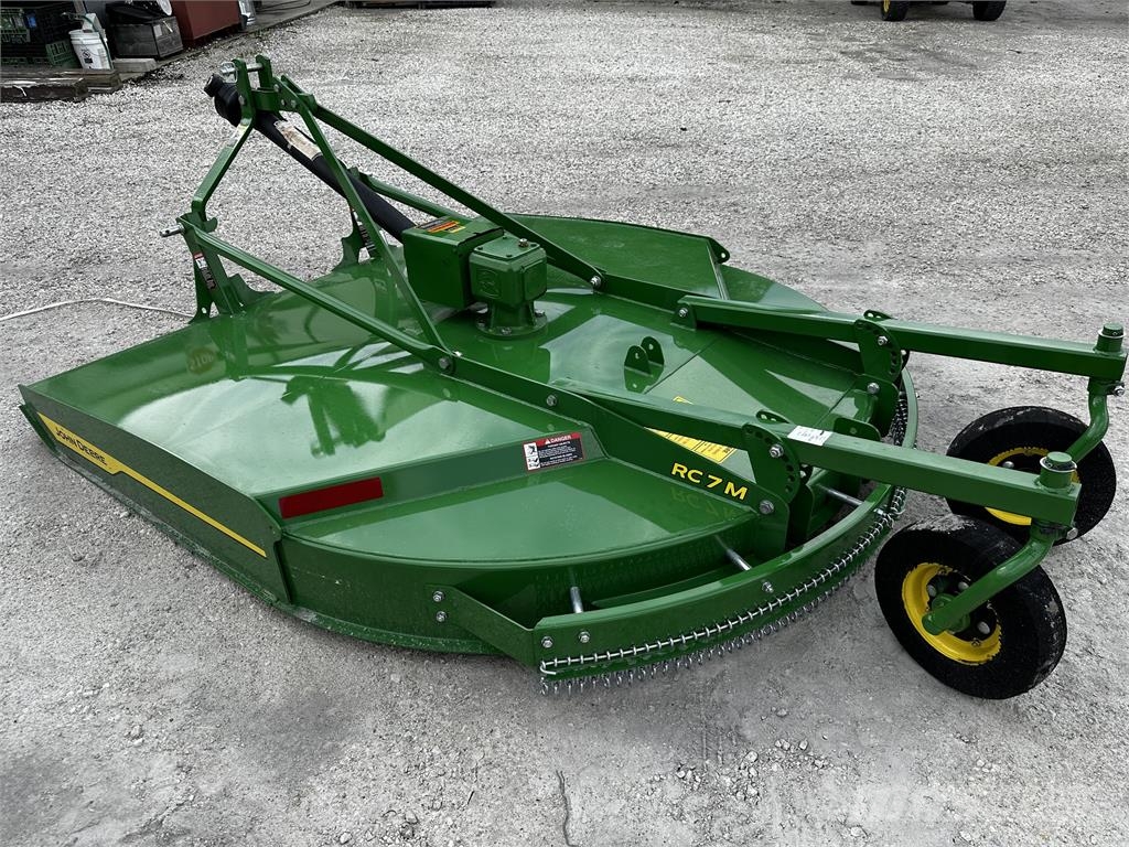 John Deere RC7M Drviče a rezače balíkov
