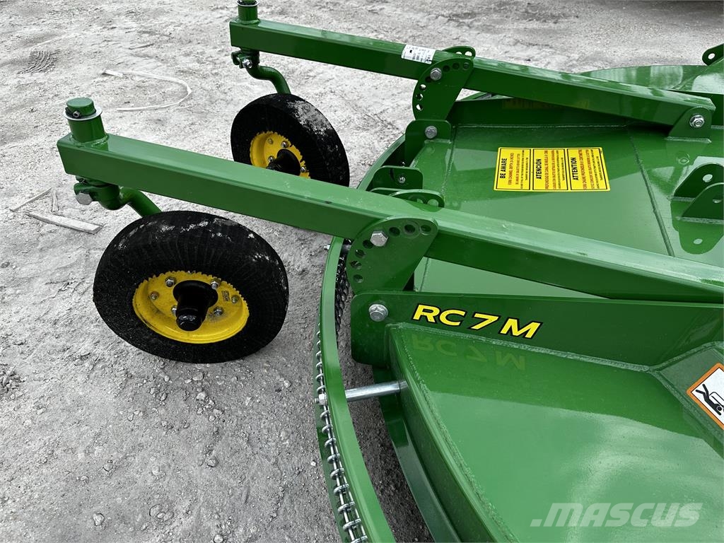John Deere RC7M Drviče a rezače balíkov