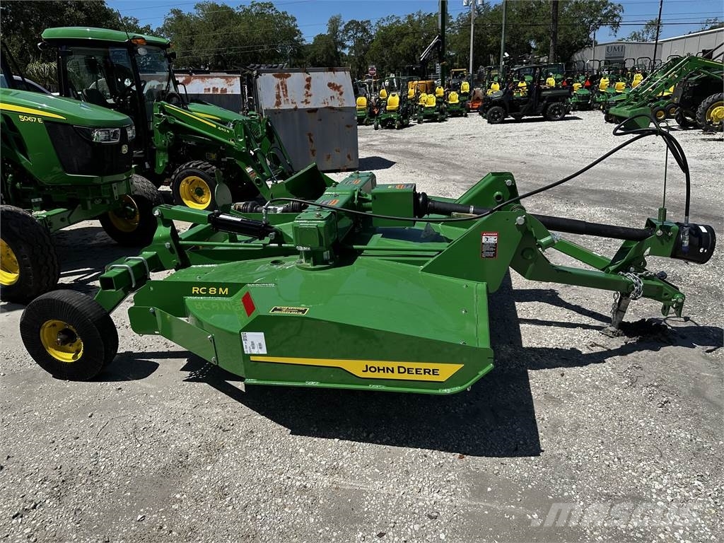 John Deere RC8M Paalinkäsittelykoneet