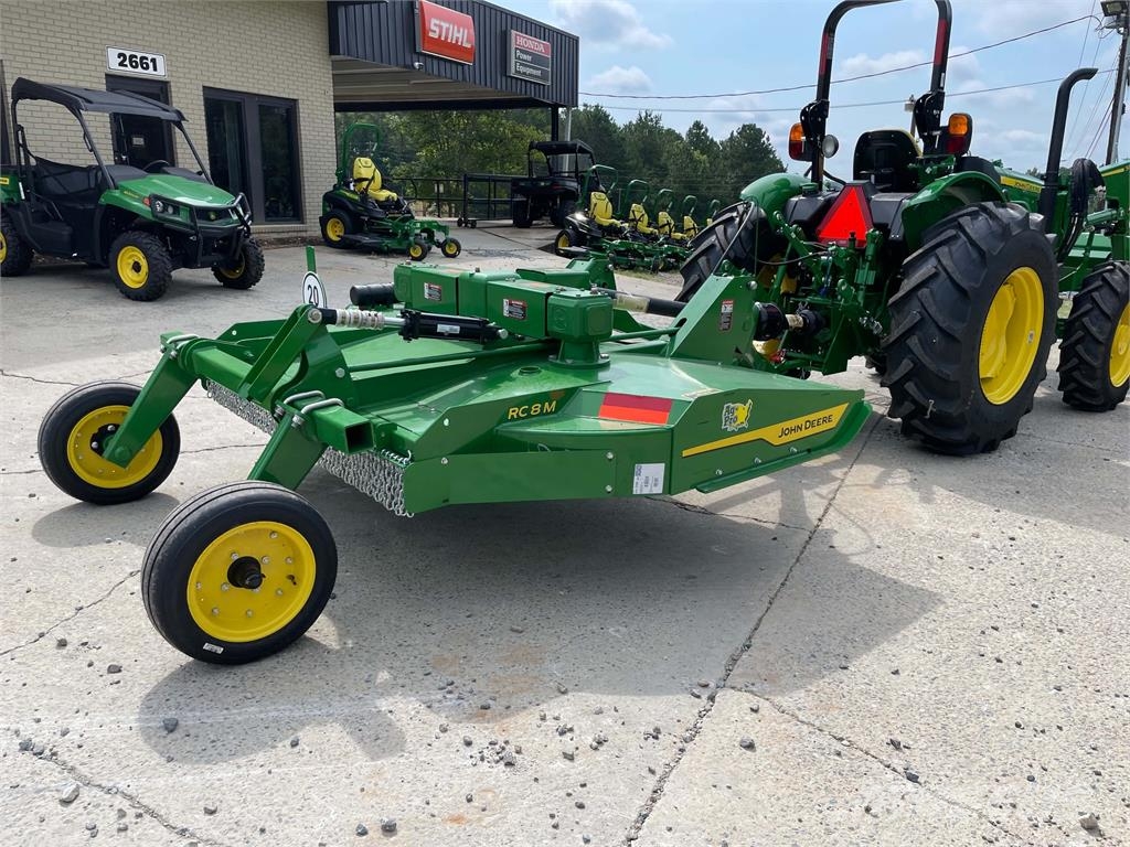 John Deere RC8M آلات تمزيق الحزم وتقطيعها ونشرها