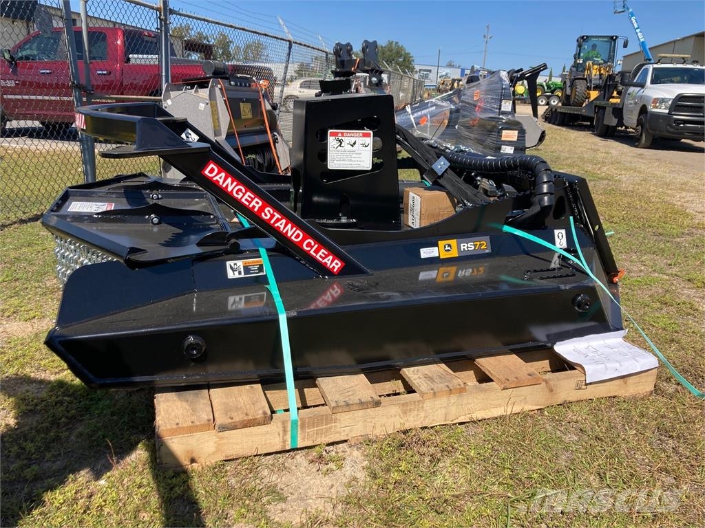 John Deere RS72 Bale shredders, cutters and unrollers