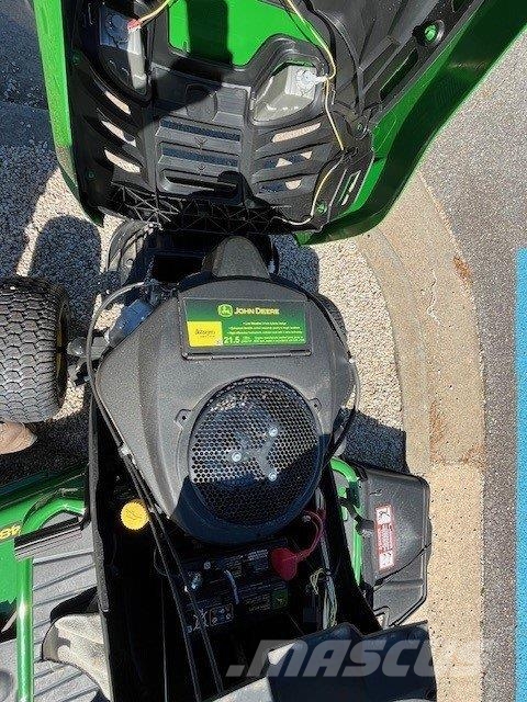 John Deere S240 소형 트랙터