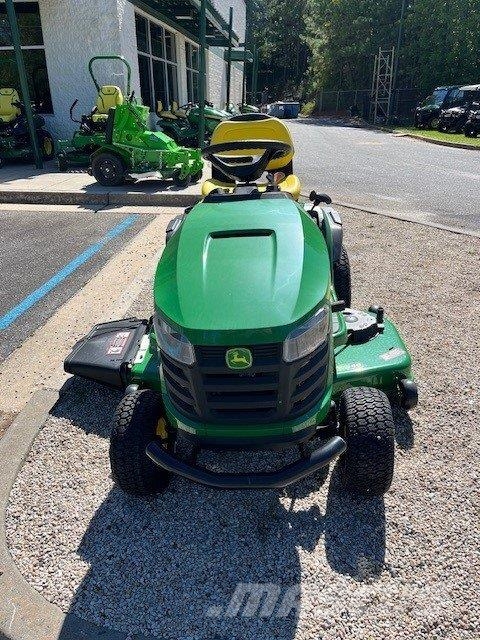 John Deere S240 소형 트랙터