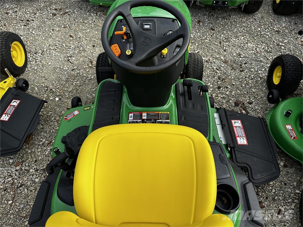 John Deere S240 小型曳引機