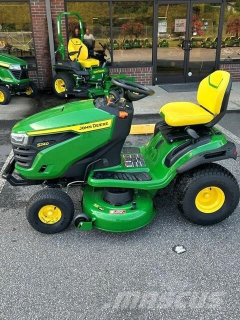 John Deere S240 Tractores compactos