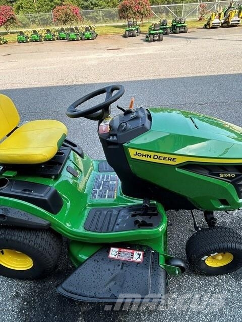 John Deere S240 Tractores compactos