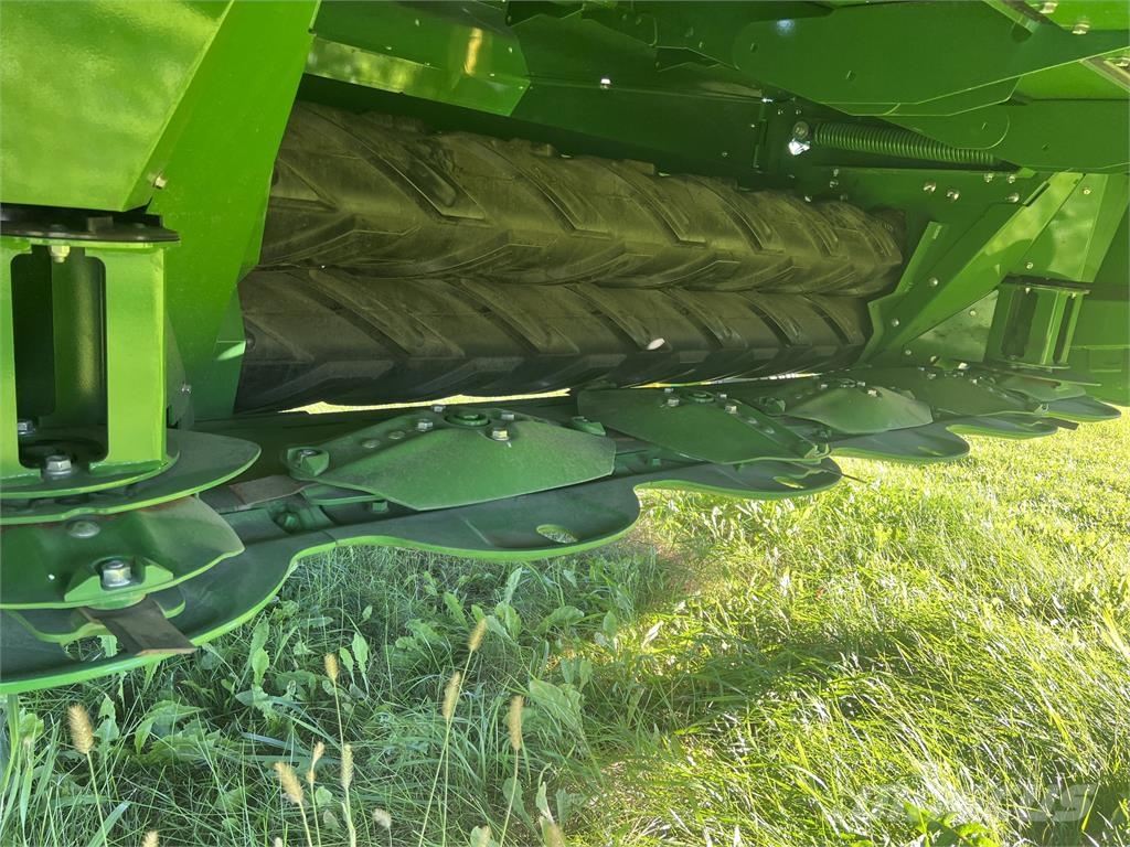 John Deere S300 Mähwerke