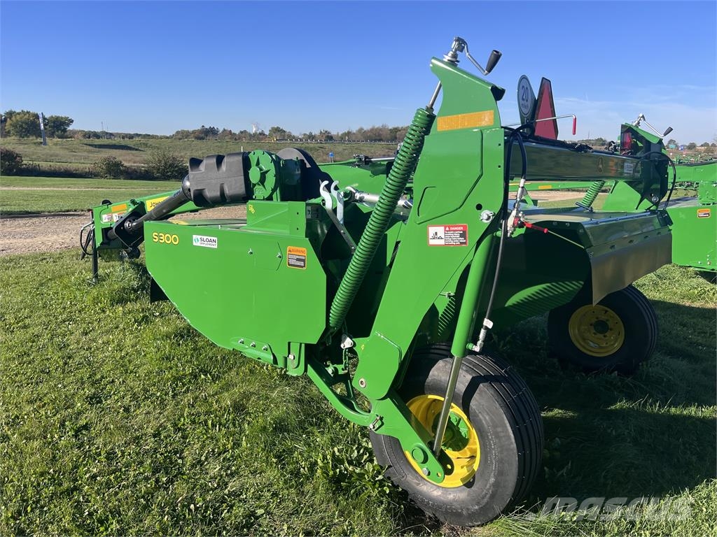 John Deere S300 Mähwerke
