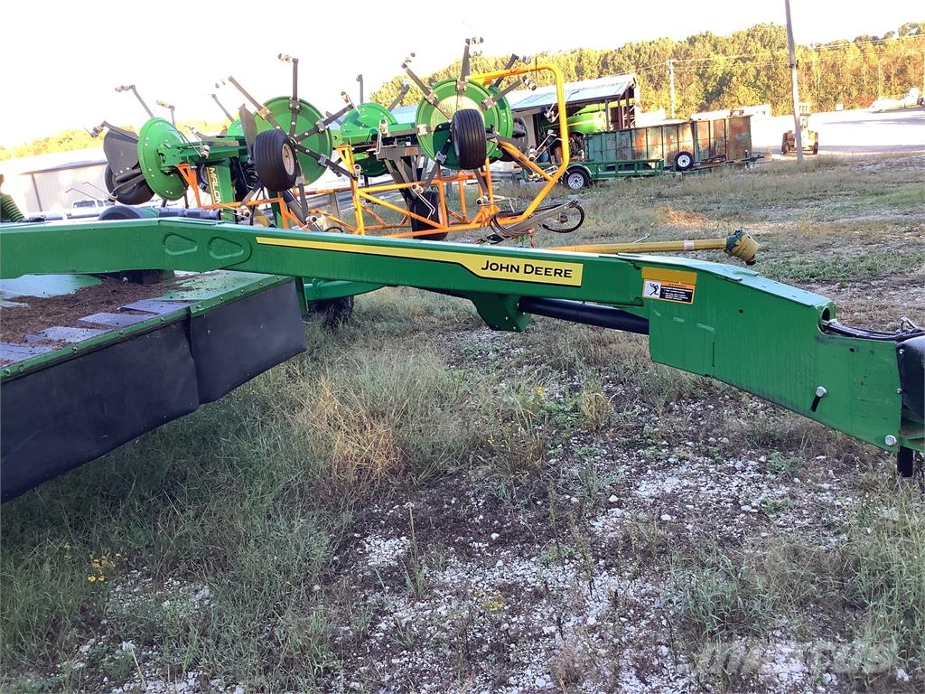 John Deere s350 Mower-conditioners