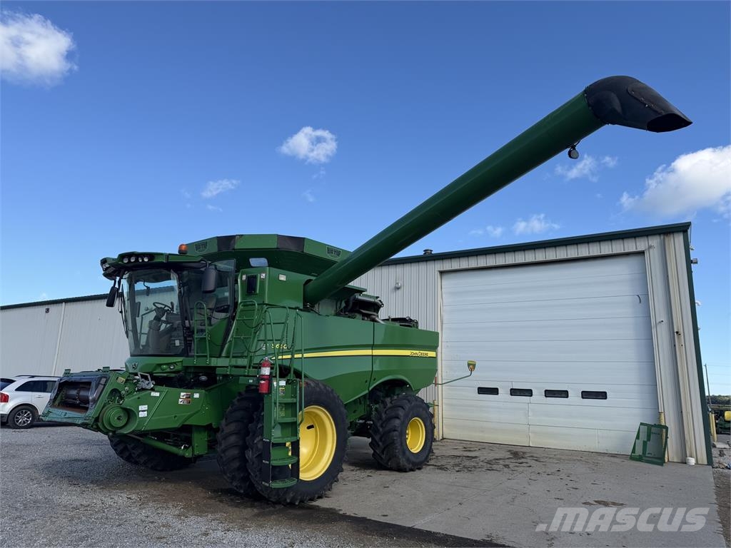 John Deere S660 联合收割机