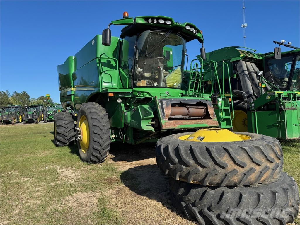John Deere S670 Комбайни