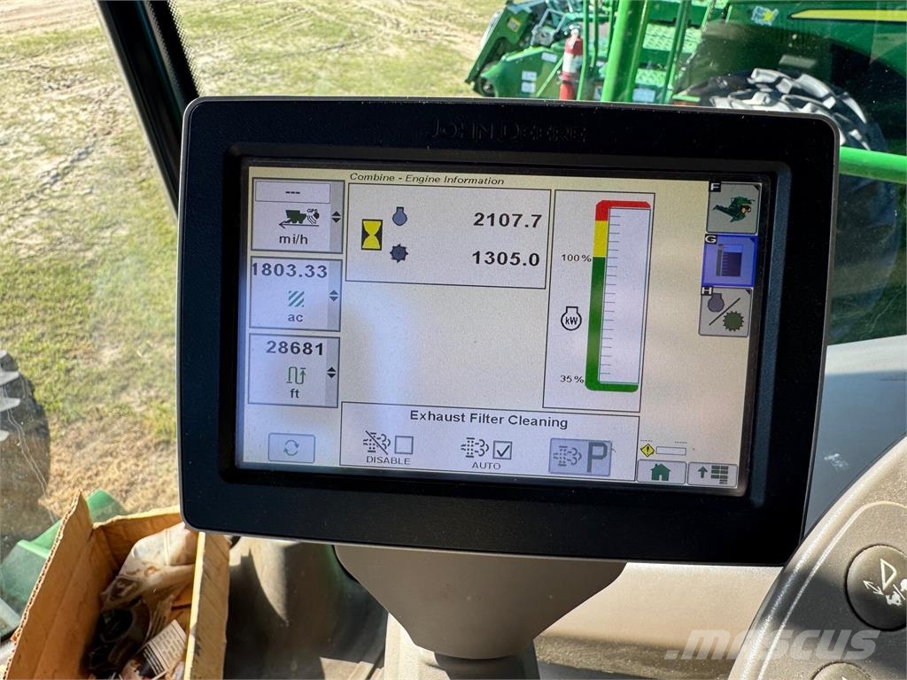 John Deere S670 Комбайни