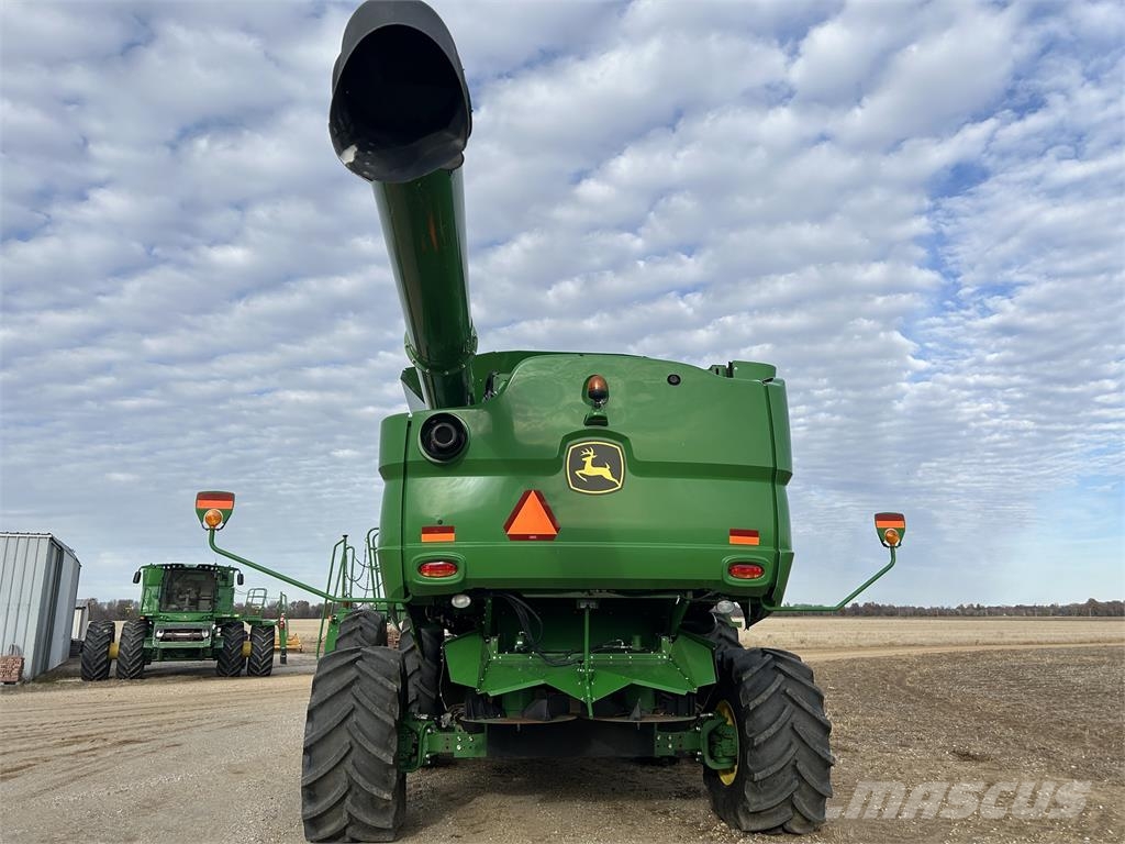 John Deere S680 Mähdrescher