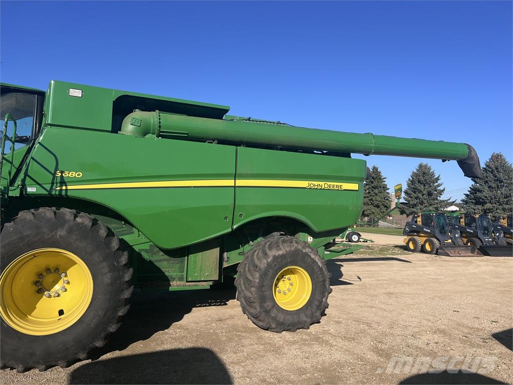 John Deere S680 Mejetærskere