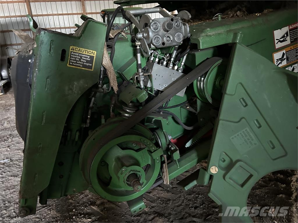 John Deere S680 Kombajni