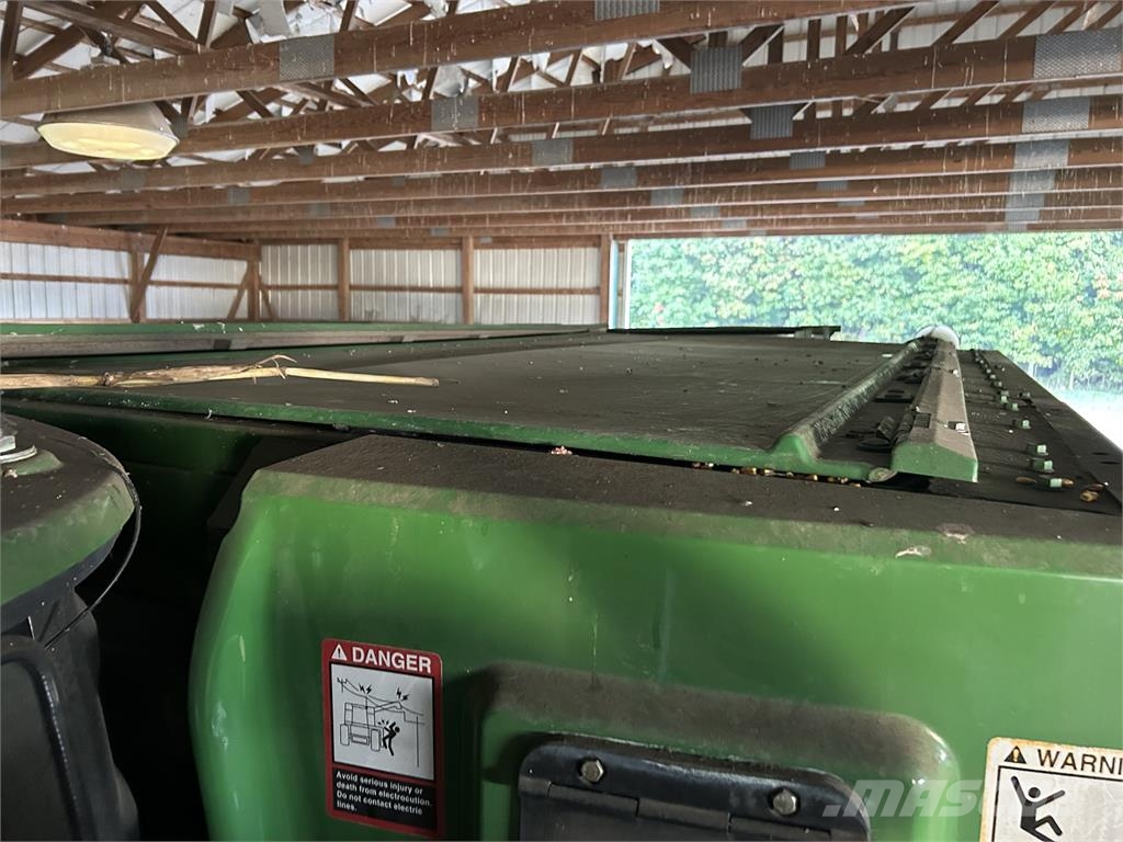 John Deere S680 Kombajni