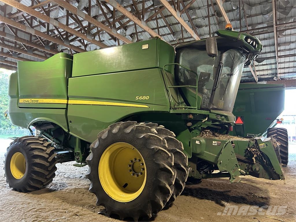 John Deere S680 Kombajni