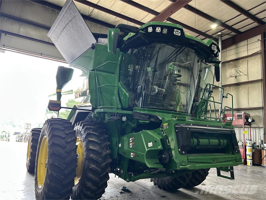 John Deere S7 700 コンバイン