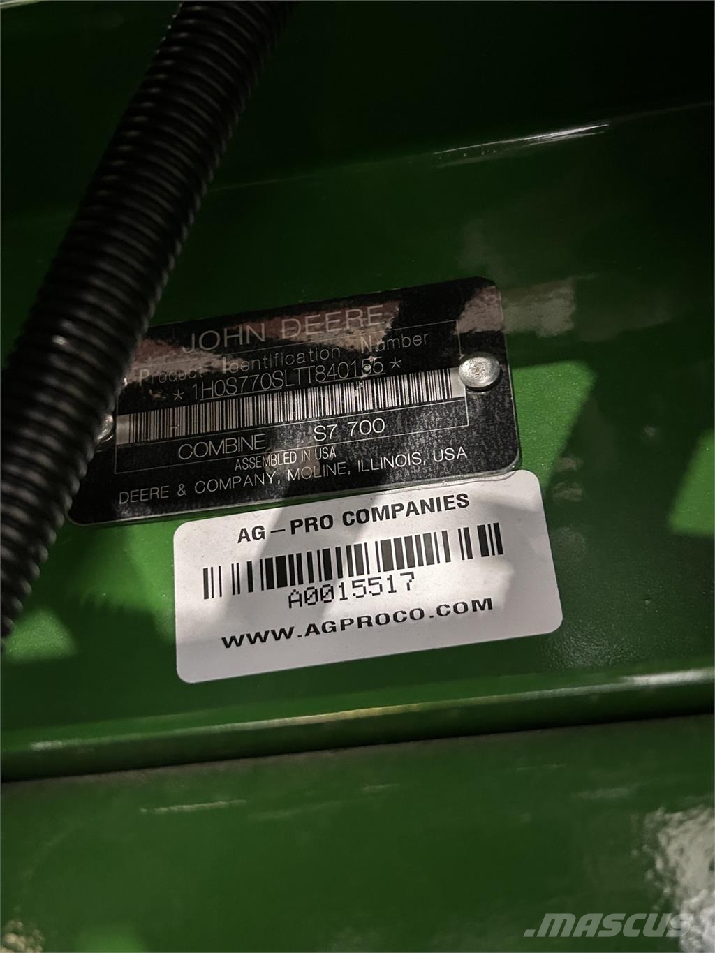 John Deere S7 700 コンバイン