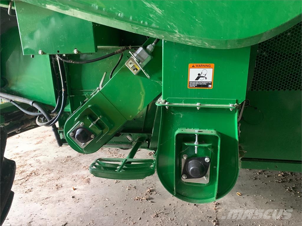 John Deere S760 Mähdrescher