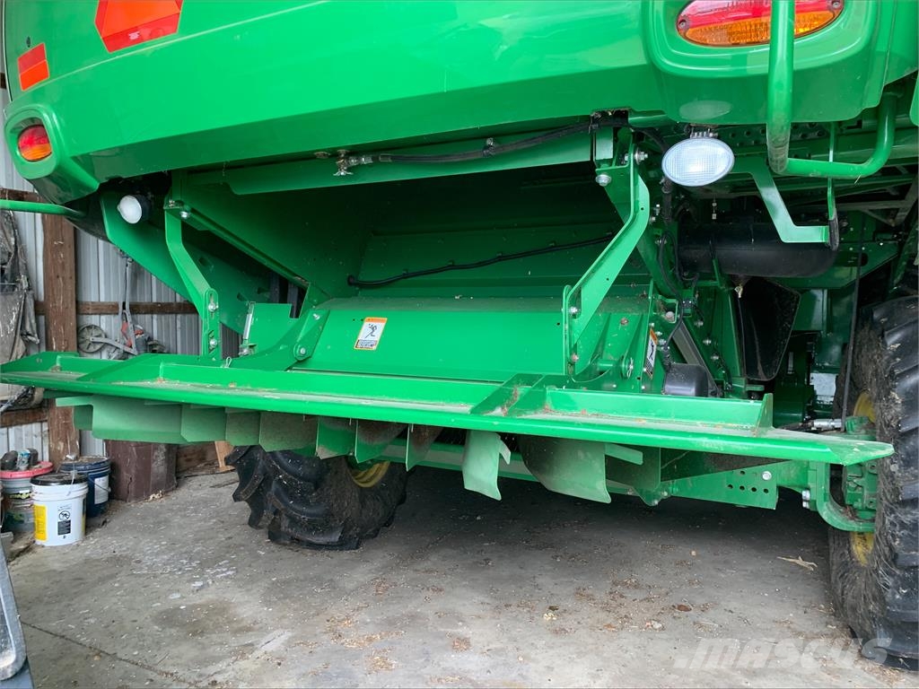 John Deere S760 Mähdrescher