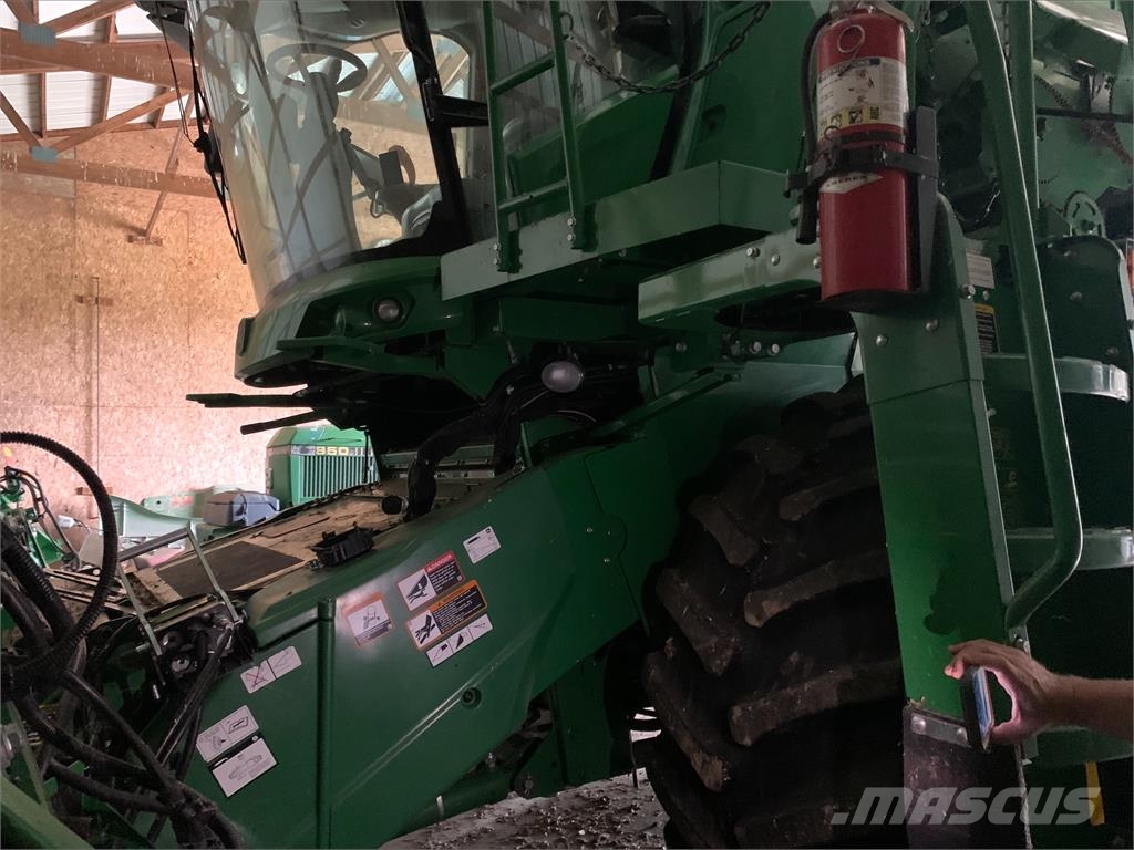 John Deere S760 Mähdrescher