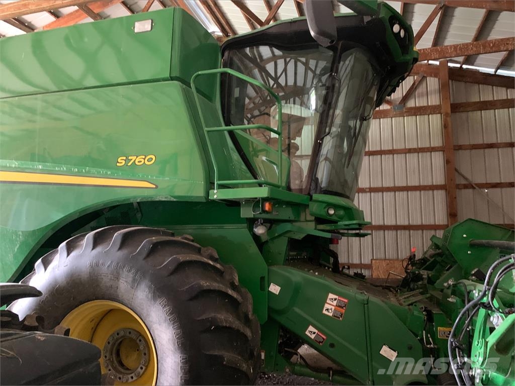 John Deere S760 Mähdrescher