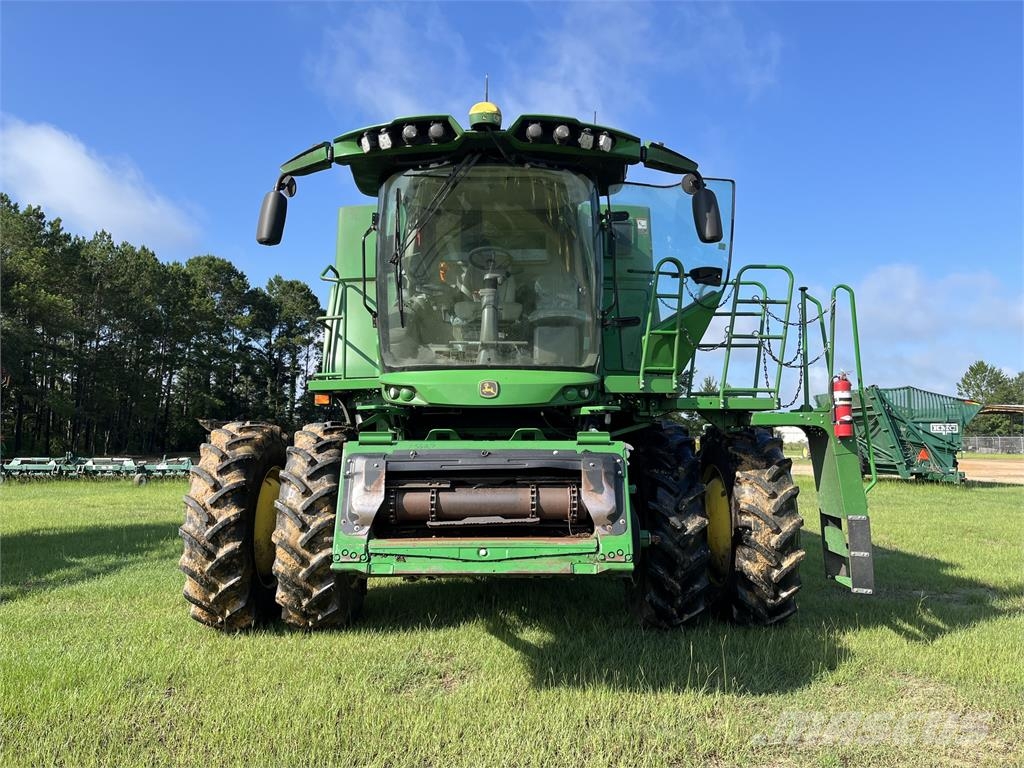 John Deere S770 Sklízecí mlátičky