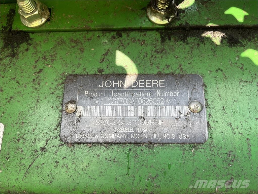 John Deere S770 Sklízecí mlátičky