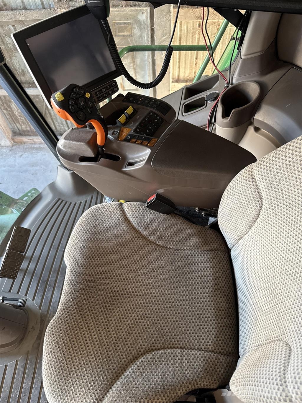 John Deere S770 联合收割机