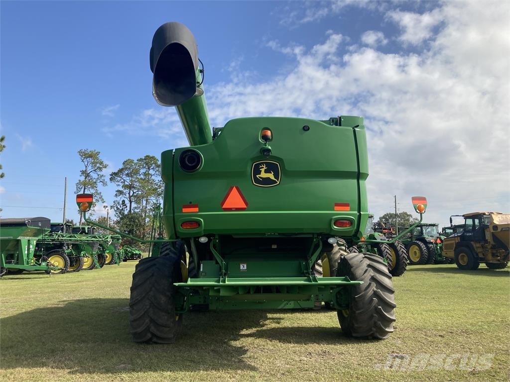 John Deere S770 联合收割机