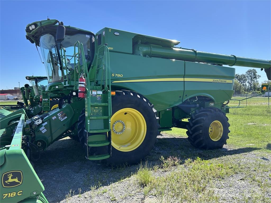 John Deere S780 Зерноуборочные комбайны
