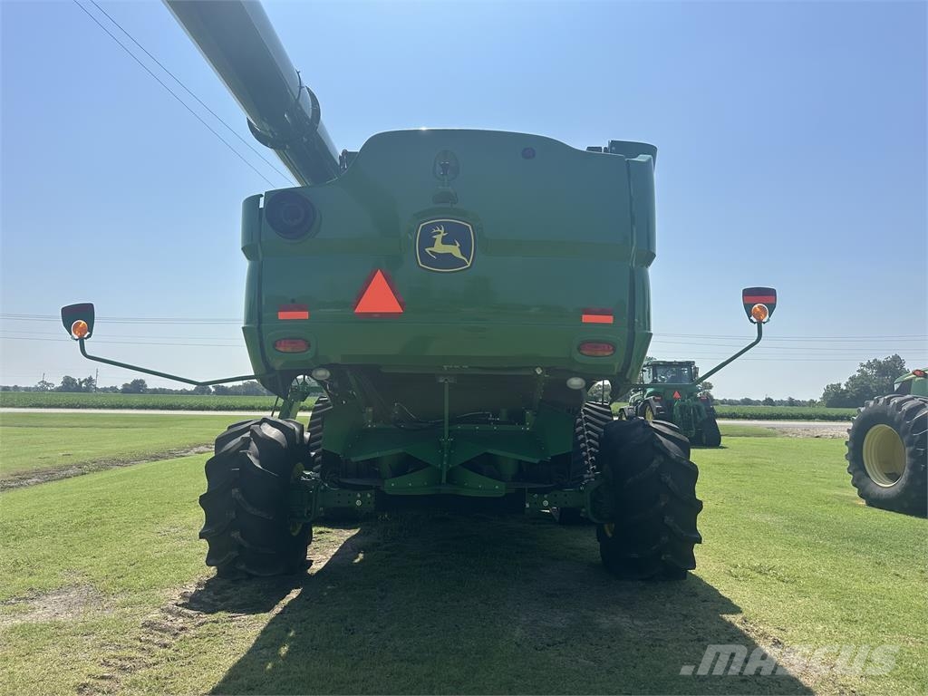 John Deere S780 Combine de secerat