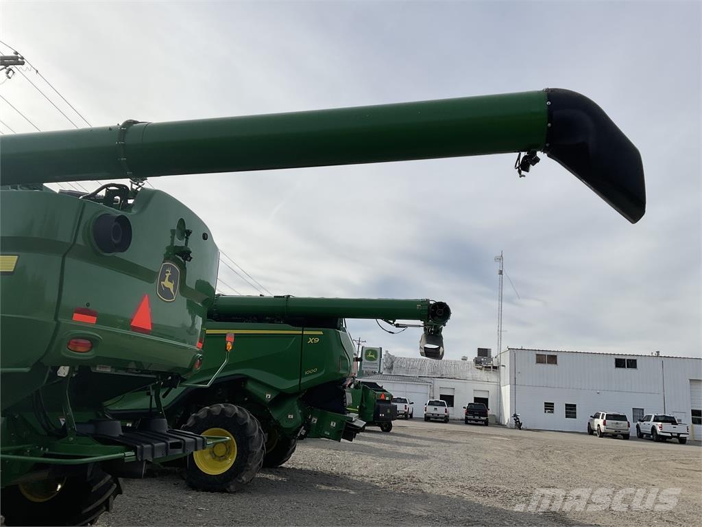John Deere S790 Combine harvesters