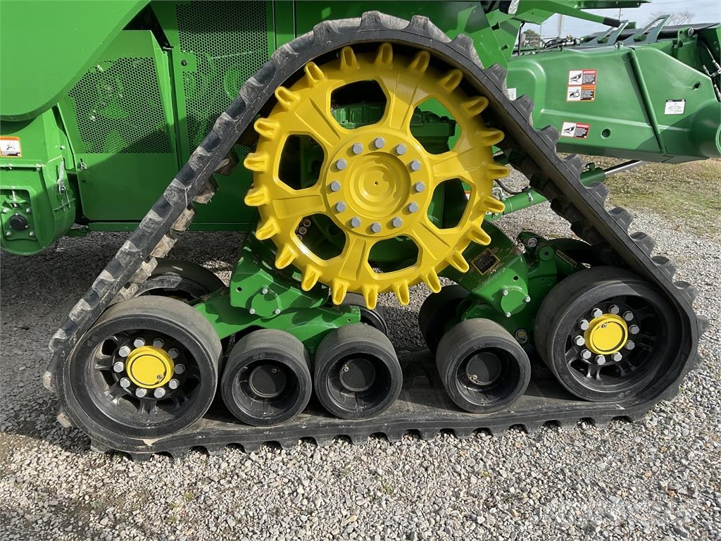 John Deere S790 Combine harvesters