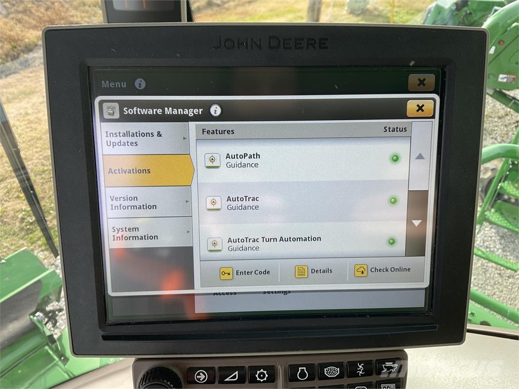 John Deere S790 Combine harvesters