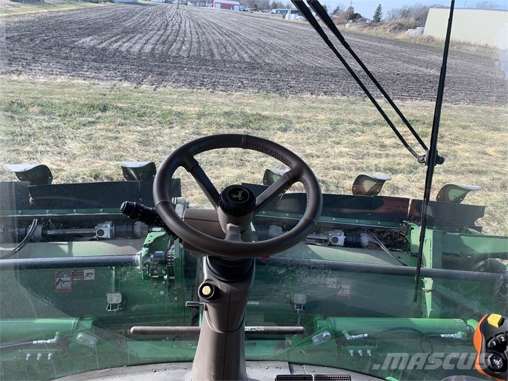 John Deere S790 Mähdrescher