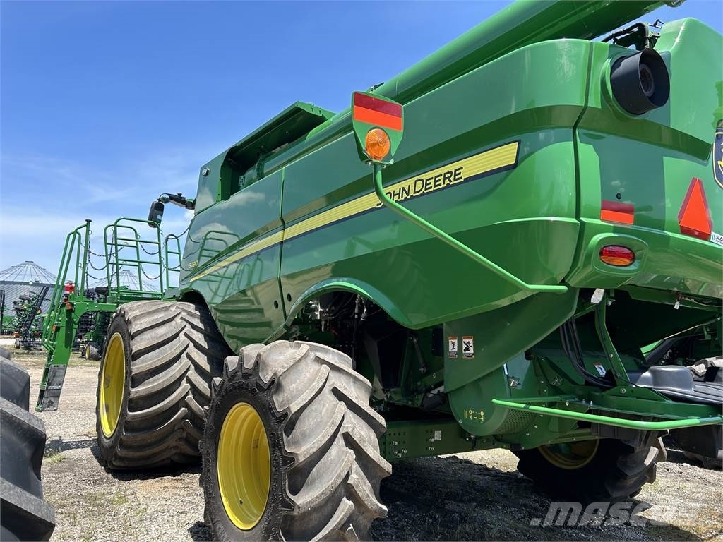 John Deere S790 Mähdrescher